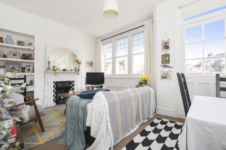 1 bedroom flat to rent - Photo 3
