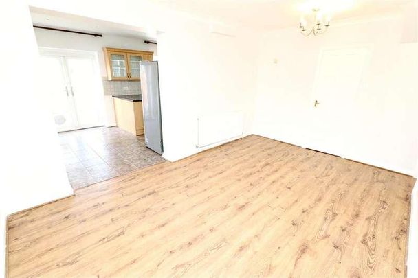 Sullivan Way, Elstree, Borehamwood, WD6 - Photo 1