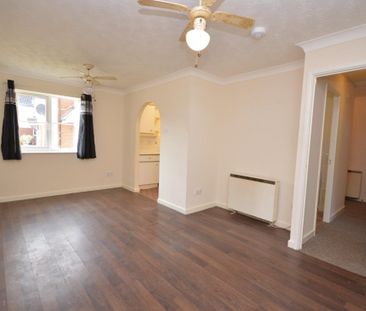 2 bedroom apartment - Photo 6