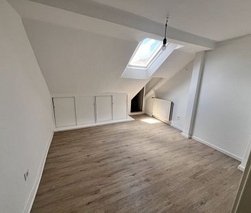 Helle, frisch renovierte DG-Wohnung in zentraler Innenstadtlage von Menden zu vermieten - Foto 1