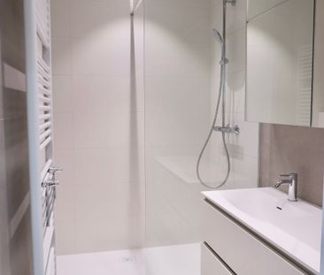 Ruim appartement met 2 slaapkamers aan de Markt in Lokeren! - Photo 6