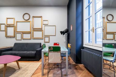 Via Cesare Correnti, Milan, Lombardy 20123 - Photo 2