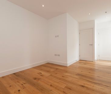 1 Bed Flat, Green Dragon House, CR0 - Photo 6