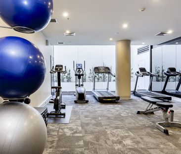 Luxury living with views and style - Photo 1