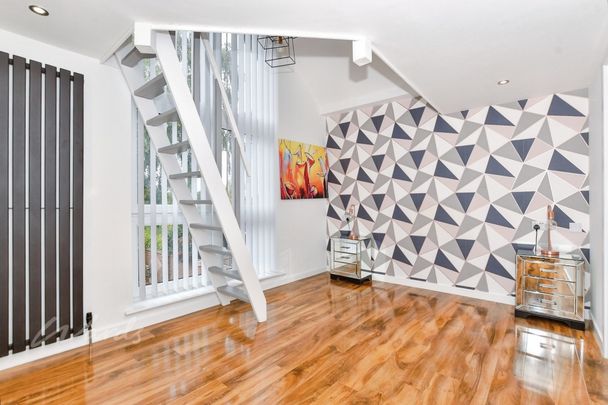 4 bedroom detached house to rent - Photo 1