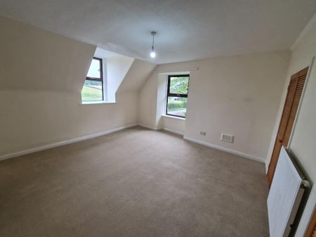 3 bedroom detached house to rent - Photo 2