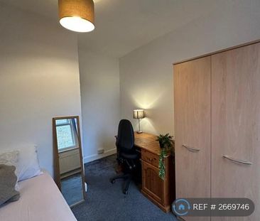 1 bedroom in a house share to rent - Photo 6