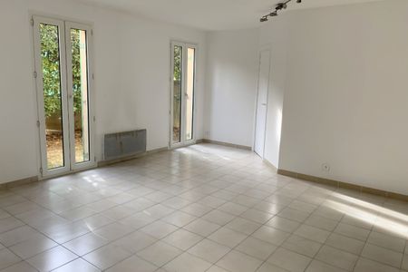 APPARTEMENT AVEC JARDIN LES MILLES - 2 pièce(s) - 52 m2 - Photo 5