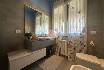 Porzione di bifamiliare in affitto