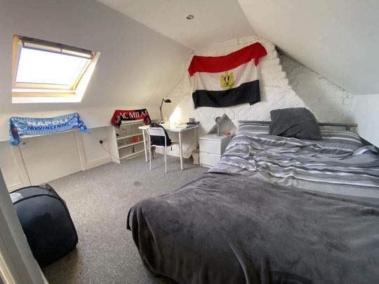 6 bedroom terraced house to rent - Photo 1