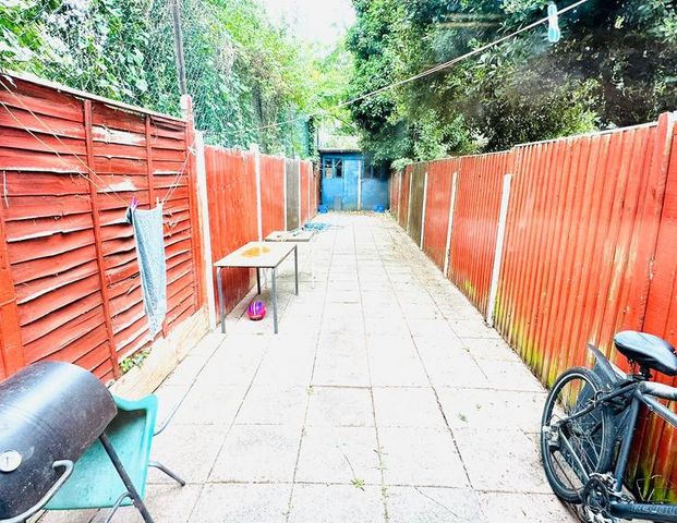 1 bedroom end of terrace house to rent - Photo 1