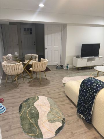 For Lease - 134 Oxford Street Unit# LOWER UNIT, Richmond Hill, Ontario - Photo 2