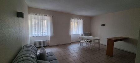 Location Appartement 1 pièce 32m² PRIVAS 07000 - Photo 4