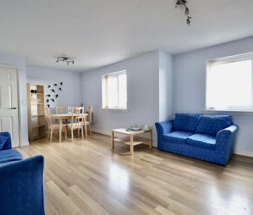 2 bedroom Apartment to rent in Knightsbridge Court, Gosforth, Newca... - Photo 2