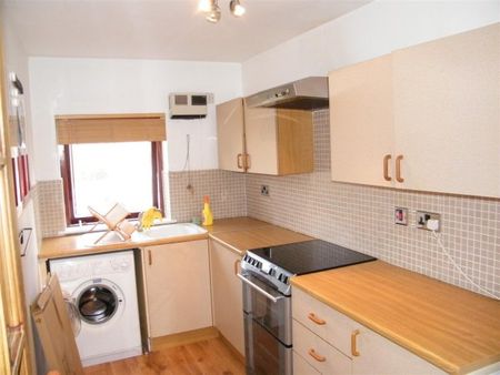 Brunton Road, Lancaster, LA1 - Photo 3