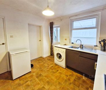 1 bedroom flat to rent - Photo 5