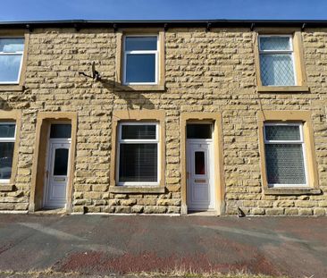 May Street, Barrowford, Nelson - Photo 2