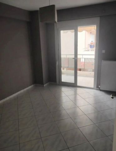Διαμέρισμα για ενοικίαση Κέντρο (Μενεμένη) - Φωτογραφία 2