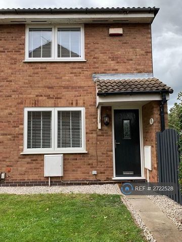 2 bedroom semi-detached house to rent - Photo 3