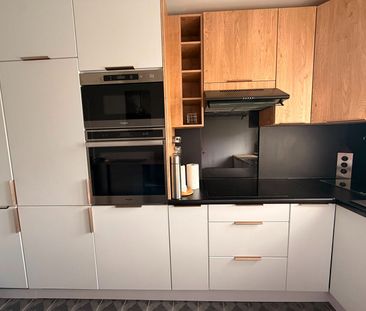 Location Appartement 4 pièces 86m² - Photo 2