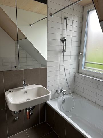 "Modernes Wohnen an ruhiger Lage in Birmensdorf ZH" - Foto 3