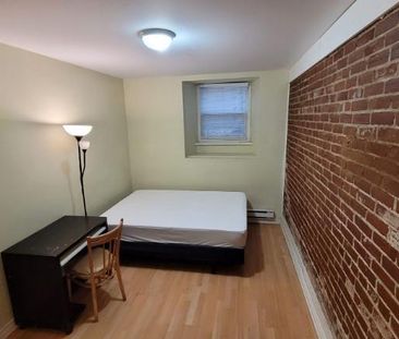 1 CH - 1 SDB - Montréal - $880 /mo - Photo 4