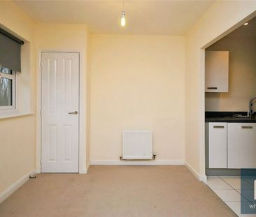 Marmaville Court, Mirfield, West Yorkshire, WF14 - Photo 6