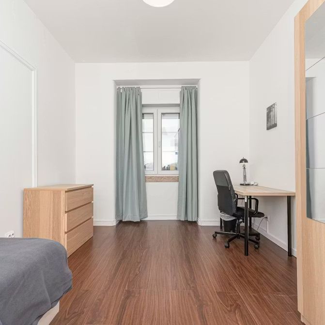 Avenida António Augusto de Aguiar, Lisbon, Lisbon 1050-012 - Photo 1