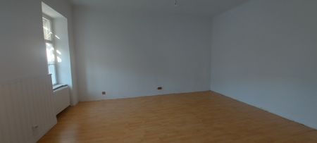 3-ZIMMER ALTBAUMIETWOHNUNG IN KREMS - Photo 5
