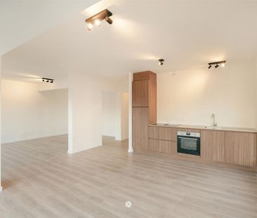 Kwalitatief gerenoveerd appartement in het centrum van Sint-Niklaas - Foto 2