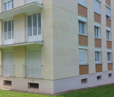 SENLIS- LA GATELIERE : appartement meublé rénové dans résidence séc... - Photo 4