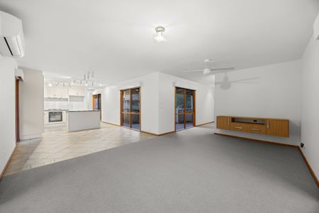 Family Home in Nerrina - Photo 4