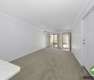 2/8-10 Erin Street, Queanbeyan - Photo 1