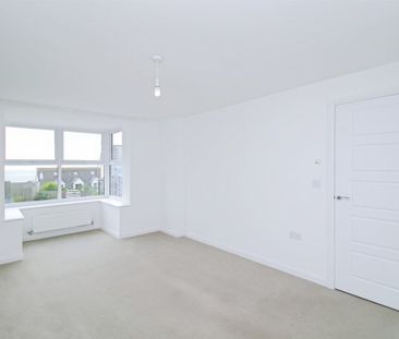 Crompton Way, Ogmore-by-Sea, BRIDGEND - Photo 6