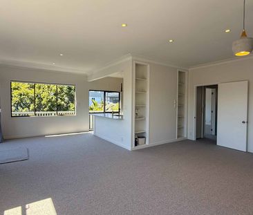 Room for the Whole Family, a Short Walk from St Heliers Beach - Photo 1