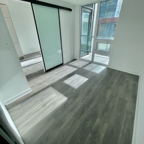 For Lease - 108 PETER Street Unit# 716, Toronto, Ontario - Photo 1