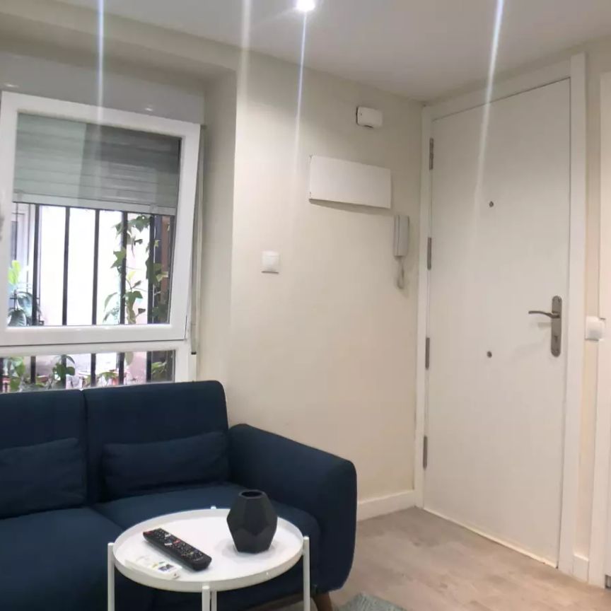 Studio for rent in Palacio - Photo 1