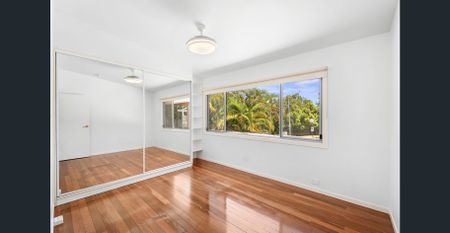 Stunning Family Home with Pool & Separate Studio in Prime Southport Location - Photo 5