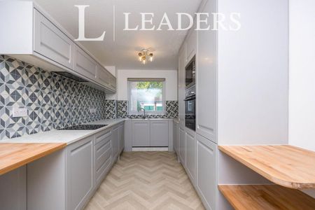 2 bedroom flat to rent - Photo 5