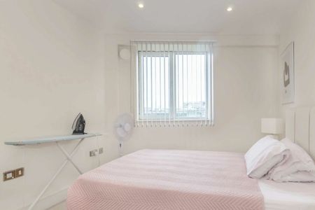 Chiswick High Road - Photo 4