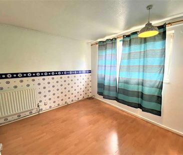 Throckmorton Road, Canning Town, E16 - Photo 4