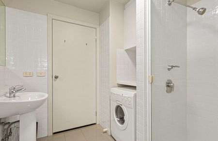 905/9 Floor/250 Elizabeth Street, Melbourne VIC 3000 - Photo 5