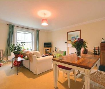 Vanbrugh Park Road West, London, SE3 - Photo 3