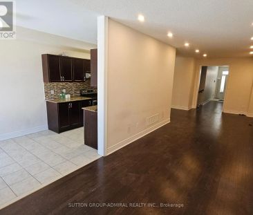 63 COLLIN COURT - Photo 2