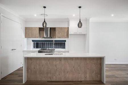 Brand New Home with High End Finishes! - Photo 5