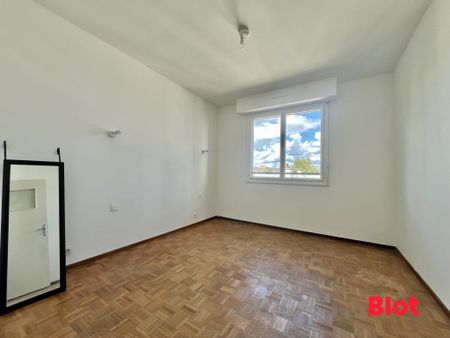 Location Appartement 3 pièces 57m² RENNES 35000 - Photo 2