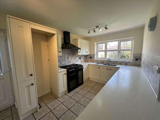 The Rowans, Adlington, Adlington, PR6 - Photo 1