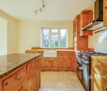 3 bedroom terraced house to rent - Photo 6