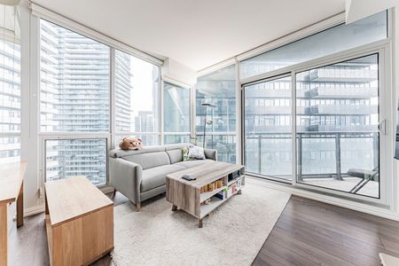 For Lease - 45 Charles Street Unit# 3510, Toronto, Ontario - Photo 3