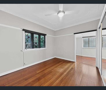 Charming Inner-City Living in the Heart of Red Hill - Photo 1